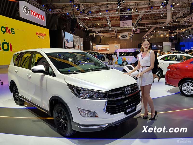 xe-2020-toyota-innova-10-xe-ban-chay-2019-xetot-com