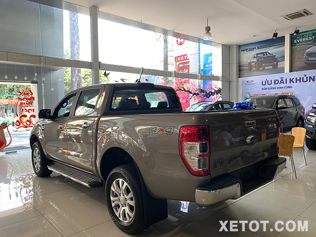 thung-xe-ford-ranger-xlt-limited-2020-xetot-com