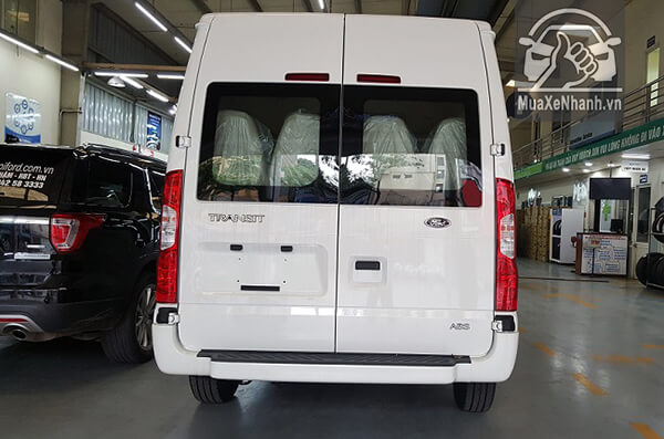 duoi-xe-ford-transit-luxury-2020-2021-xetot-com-4