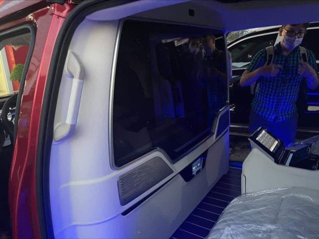 Đánh giá xe KIA Carnival Royal 2022: Chiếc MPV “Sang Xịn Mịn” cho các đại gia