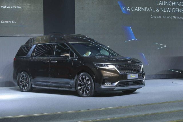Đánh giá xe KIA Carnival Royal 2022: Chiếc MPV “Sang Xịn Mịn” cho các đại gia