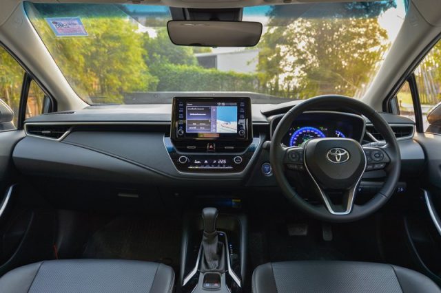Nội thất xe Toyota Corolla Altis 2022 mới mẻ.