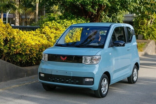 Xe điện Wuling Hongguang Mini EV 2024: Giá lăn bánh ưu đãi, Đánh giá xe & Thông số