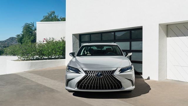 Lexus ES 2024: Giá bán mới nhất, Đánh giá xe & Thông số