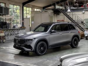 Chi tiết xe Mercedes EQB 2024: Chưa kịp bán ở Việt Nam đã có bản nâng cấp