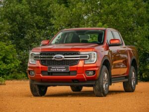 Ford Ranger 2023: Giá lăn bánh ưu đãi, Đánh giá xe & Thông số