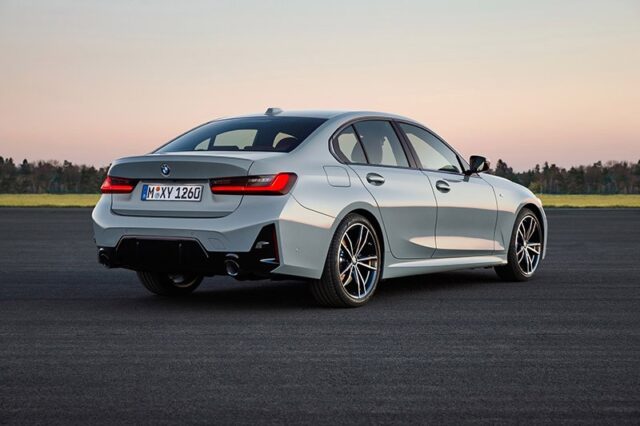 BMW 3 Series 2024: Đánh giá thông số kỹ thuật, Giá xe khuyến mãi