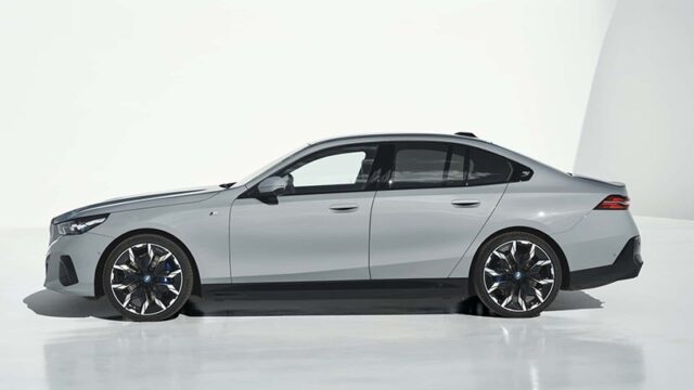 BMW 5 Series 2024: Đánh giá thông số kỹ thuật, Giá xe khuyến mãi