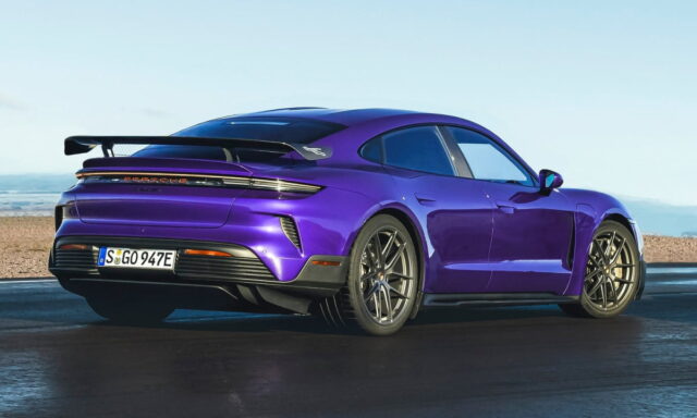 Taycan Turbo GT 2024 giá 230.000 USD: Mẫu xe điện thương mại mạnh mẽ nhất đến từ Porsche 